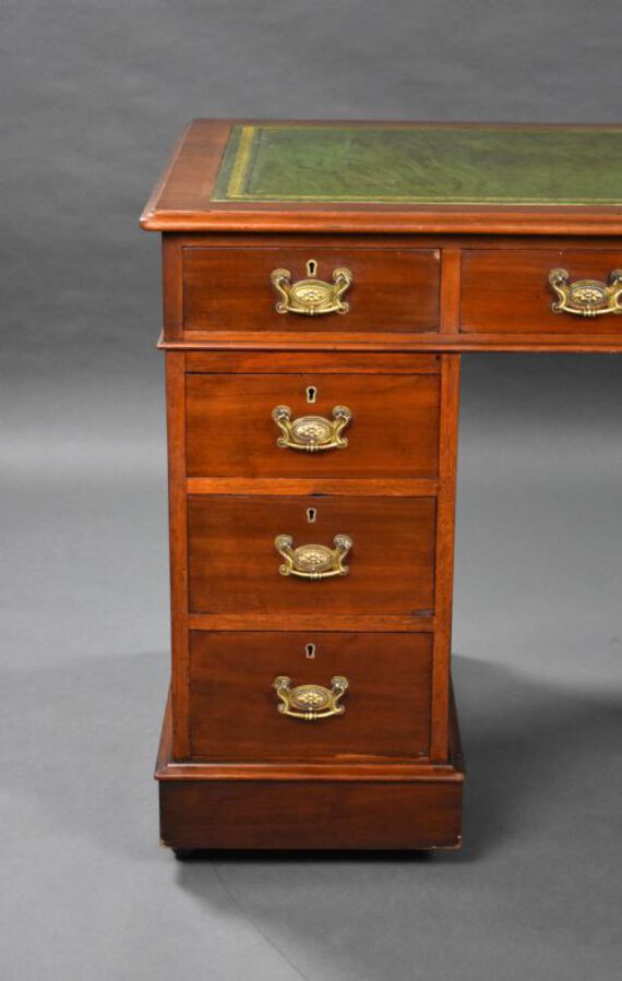 Antique Victorian Mahogany Pedestal Desk
