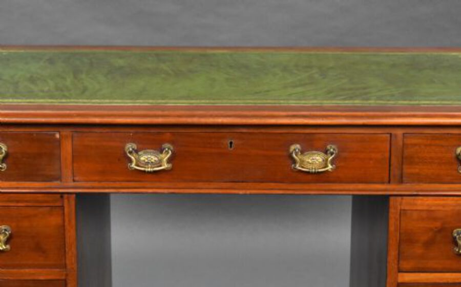 Antique Victorian Mahogany Pedestal Desk