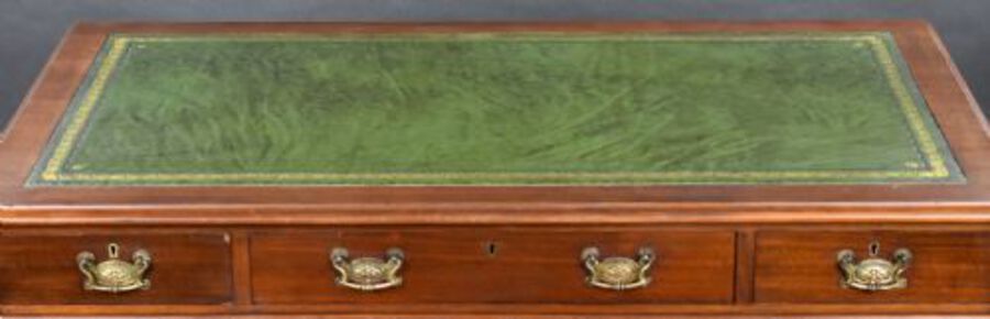 Antique Victorian Mahogany Pedestal Desk