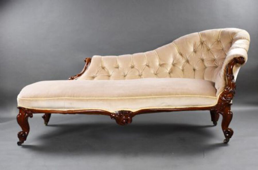 Antique Victorian Mahogany Chaise Lounge