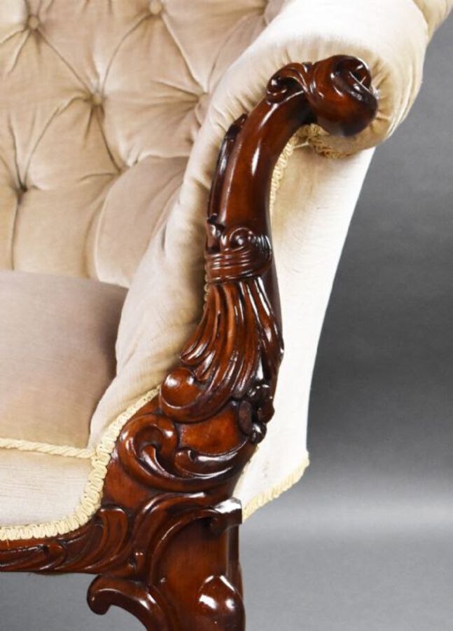 Antique Victorian Mahogany Chaise Lounge