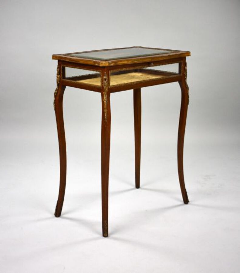19th Century Mahogany Bijouterie Table