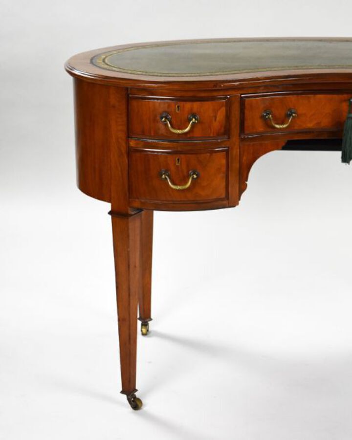 Antique Edwardian Mahogany Kidney Shaped Desk