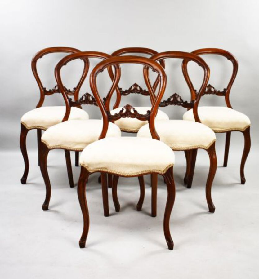 Set Six Victorian Walnut Dining Chairs