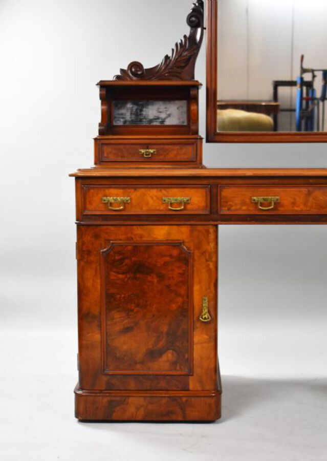 Antique Victorian Burr Walnut Dressing Table