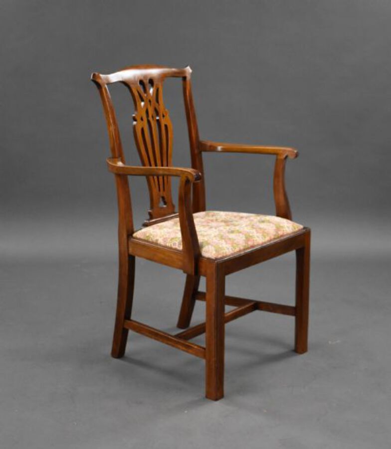 Antique Set of 8 Antique Mahogany Dining Chairs