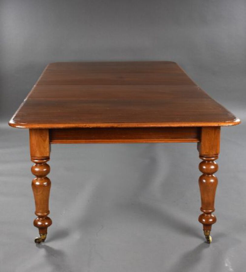 Antique Victorian Mahogany Extending Dining Table
