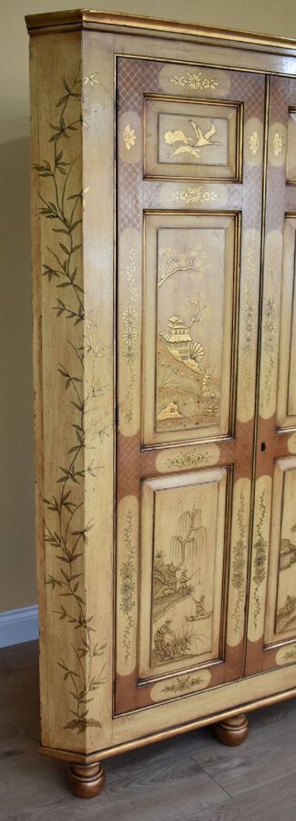 Antique 18th Century Chinoiserie Corner Cupboard