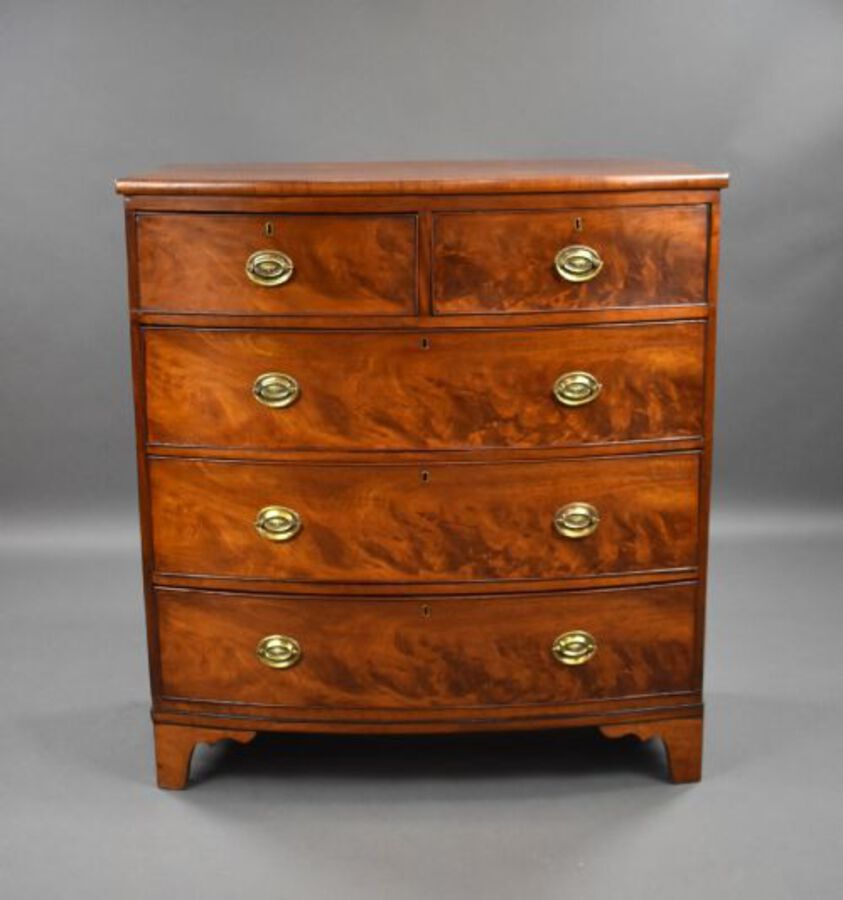 Antique Victorian Mahogany Bow Front Chest of Drawers