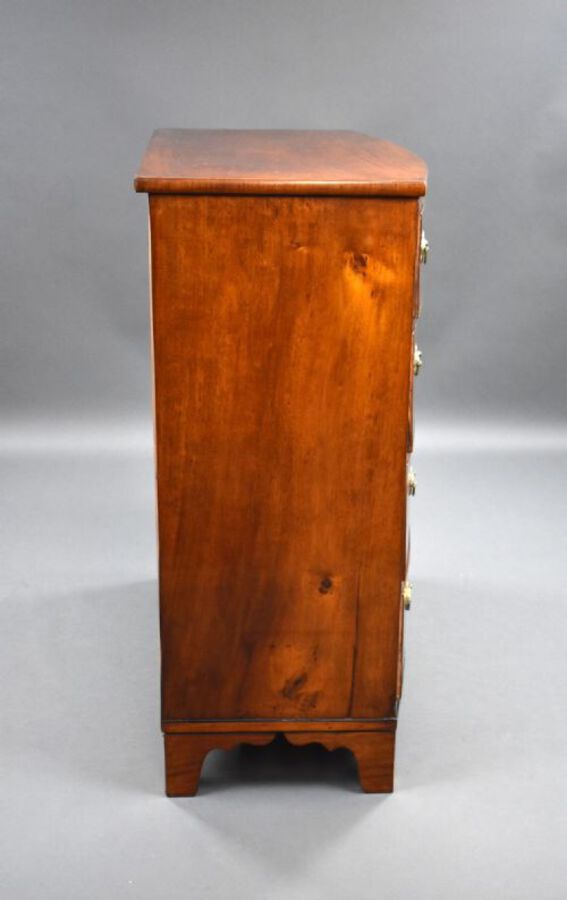 Antique Victorian Mahogany Bow Front Chest of Drawers