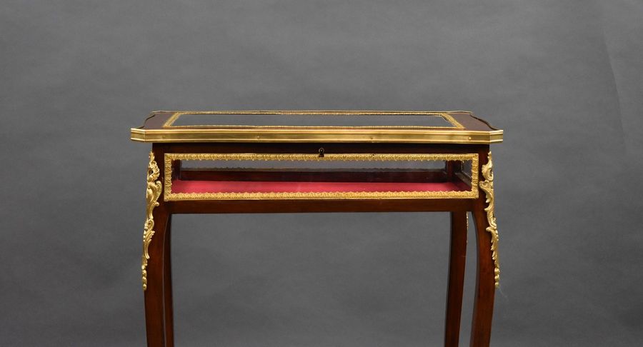 Antique Edwardian Mahogany Bijouterie/Treasure Table