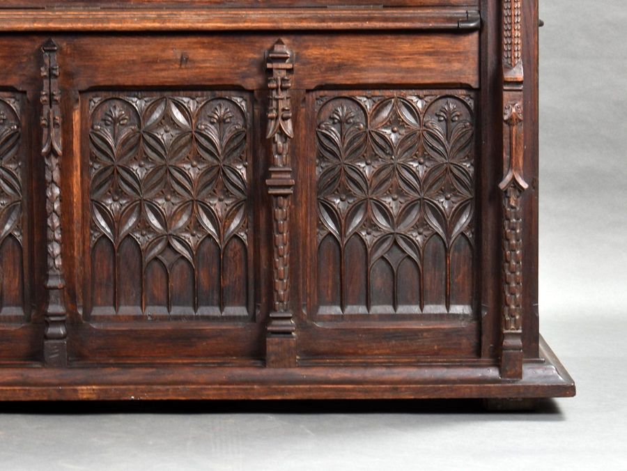Antique Flemish Oak Carved Settle/bench