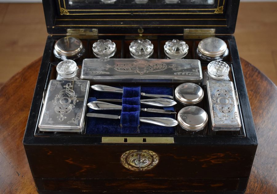 Antique Victorian Rosewood Travelling Vanity/Jewellery Box