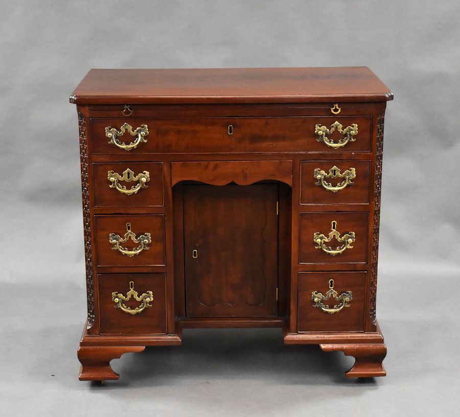 Antique 18th Century George III Mahogany Kneehole Desk