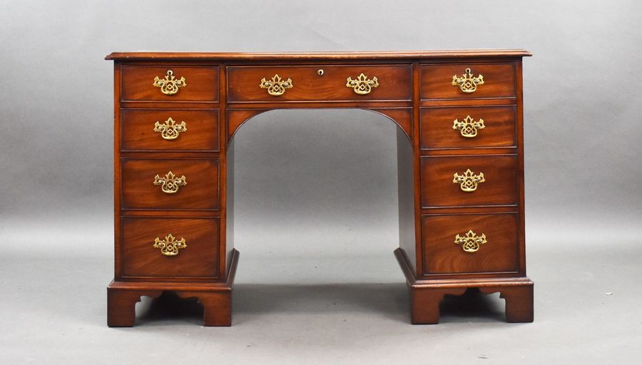 Antique George III Mahogany Kneehole Desk