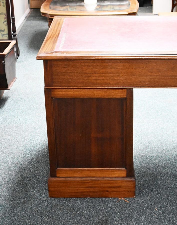 Antique Victorian Mahogany Pedestal Desk