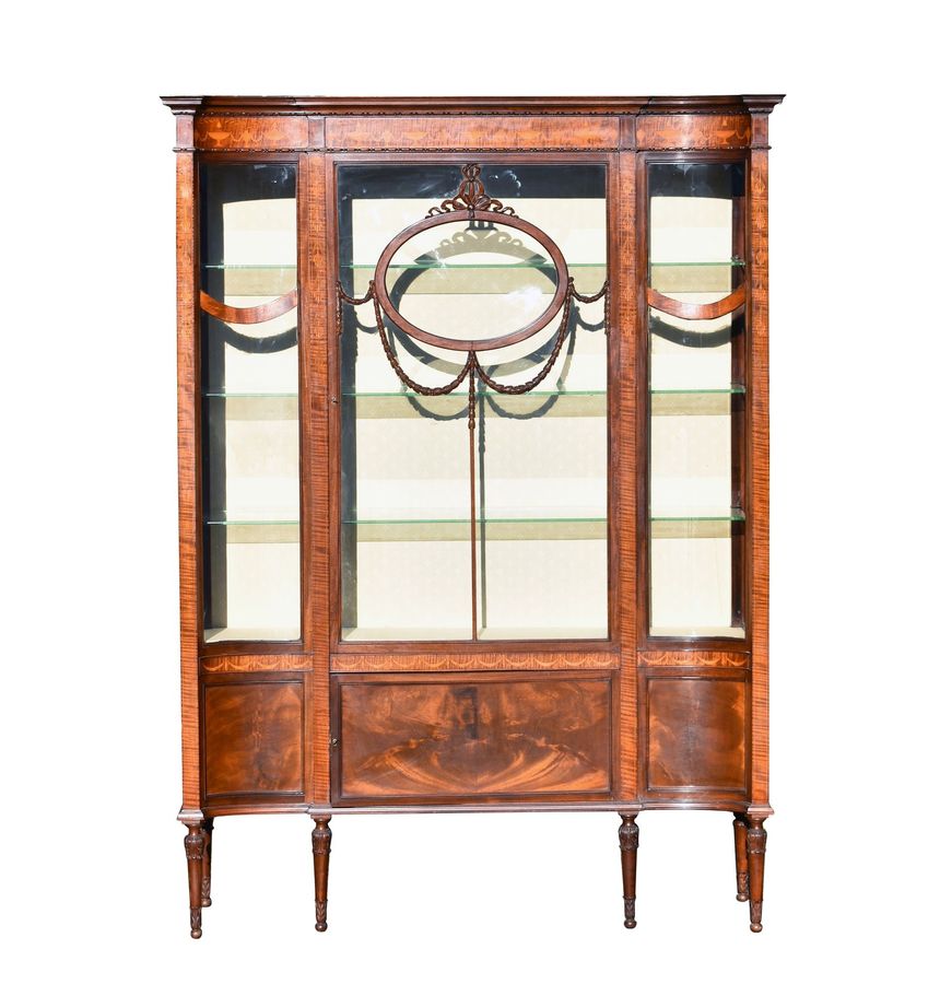 Antique Early 20th Century English Edwardian Mahogany Inlaid Display Cabinet