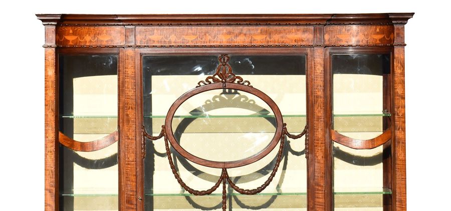 Antique Early 20th Century English Edwardian Mahogany Inlaid Display Cabinet