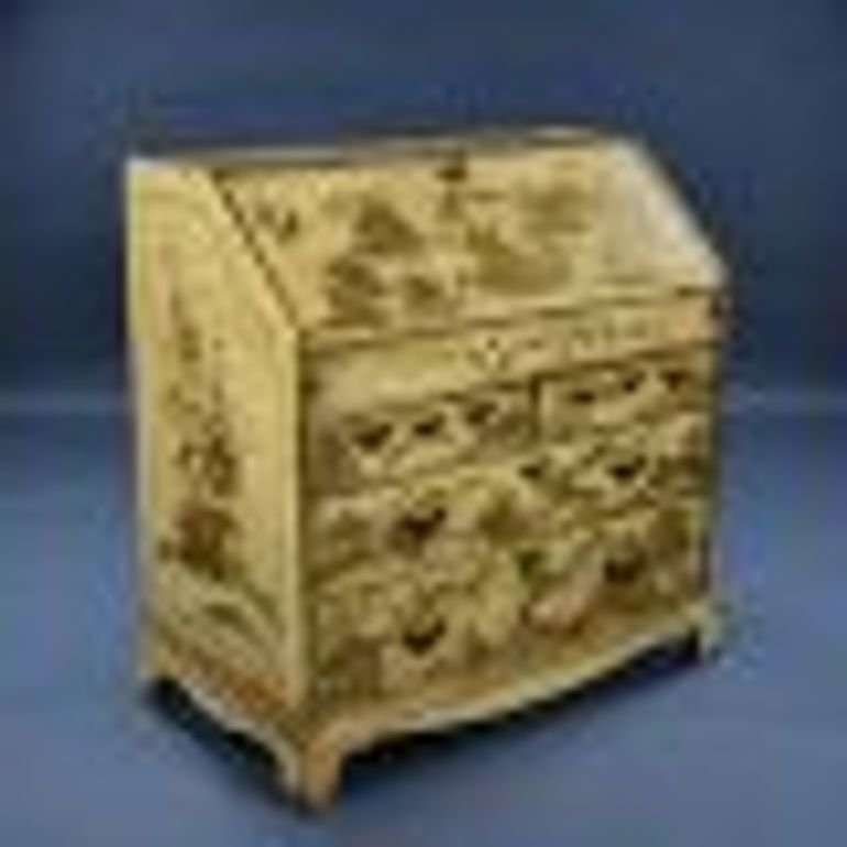 Antique 18th Century Chinoiserie Bureau