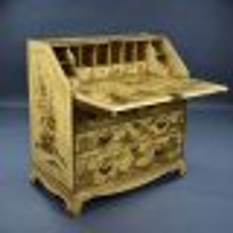 Antique 18th Century Chinoiserie Bureau