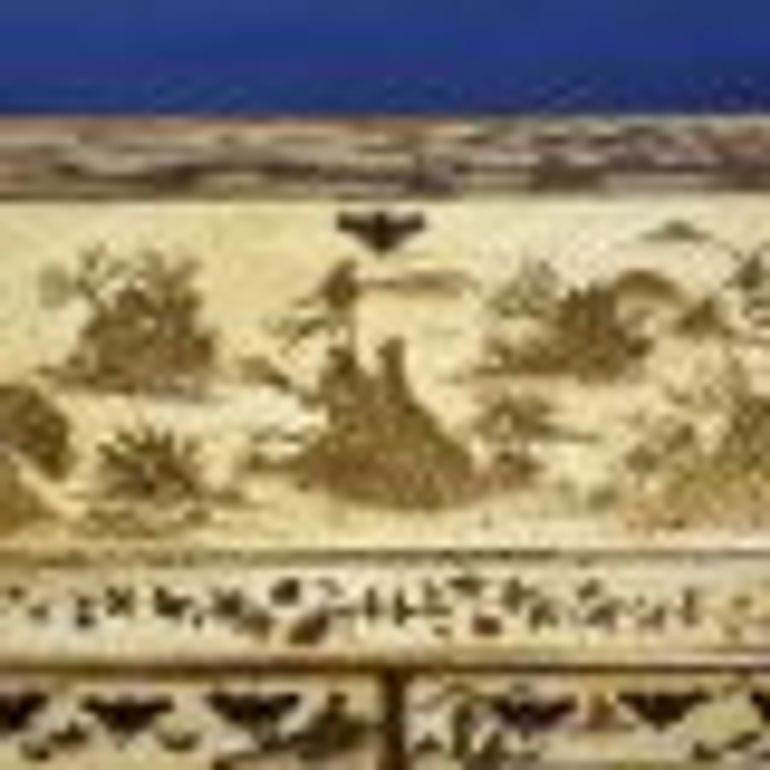 Antique 18th Century Chinoiserie Bureau