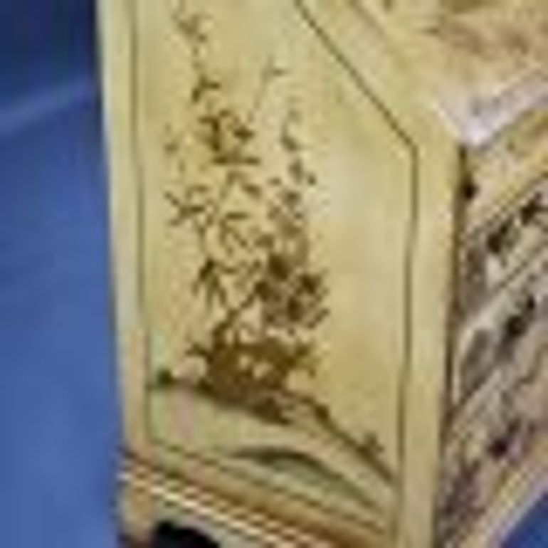 Antique 18th Century Chinoiserie Bureau