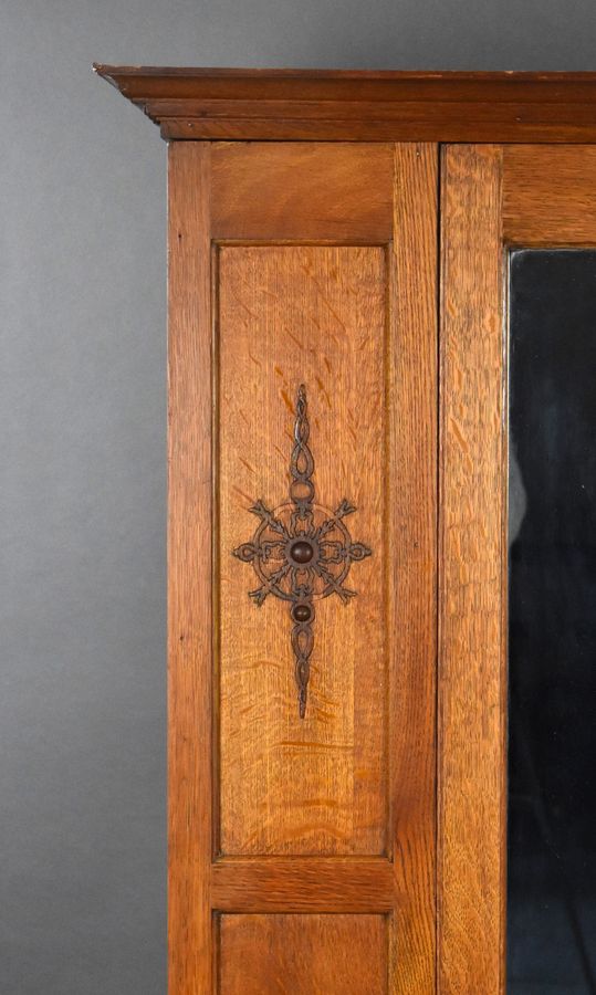 Antique Antique Oak Wardrobe