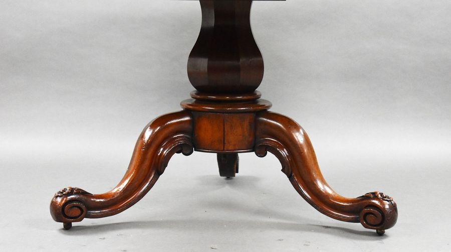 Antique Victorian Mahogany Round Breakfast Table