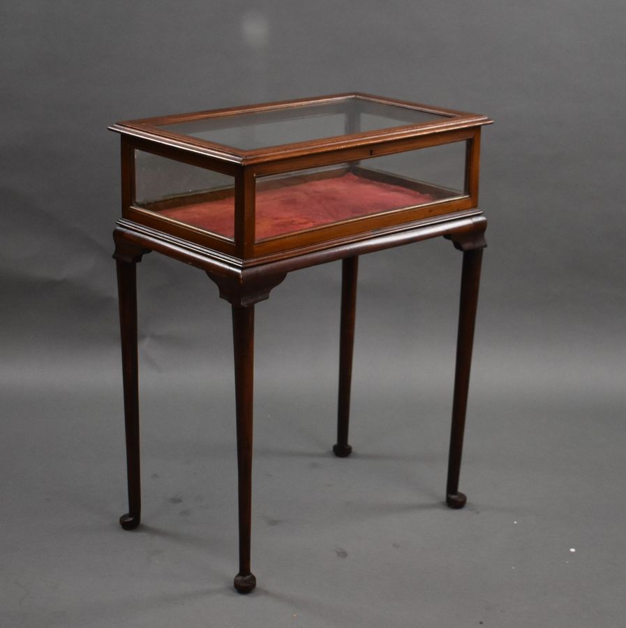 Edwardian Mahogany Bijouterie/Treasure Table