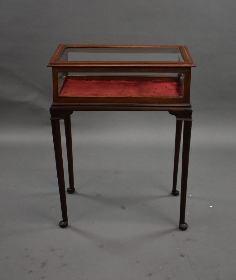 Antique Edwardian Mahogany Bijouterie/Treasure Table