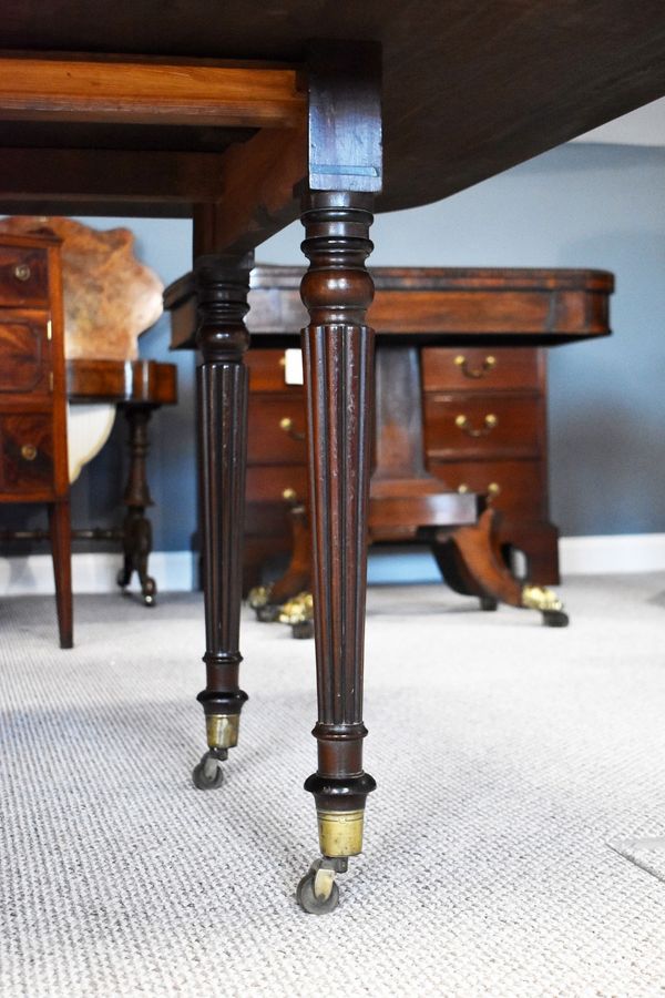 Antique Regency Mahogany Extending Dining Table