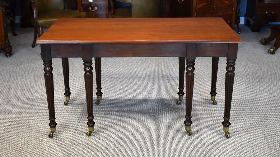 Antique Regency Mahogany Extending Dining Table