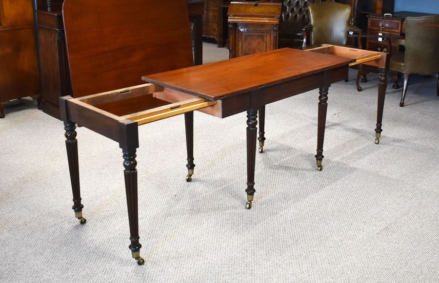 Antique Regency Mahogany Extending Dining Table