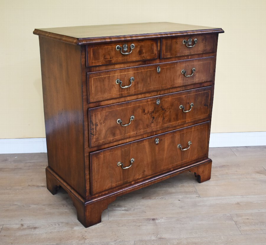 Antique 18th Century George Iii Figured Walnut Chest Of Drawers