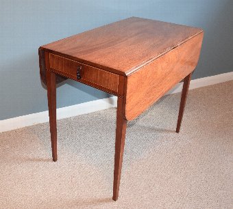 Georgian Mahogany Pembroke table