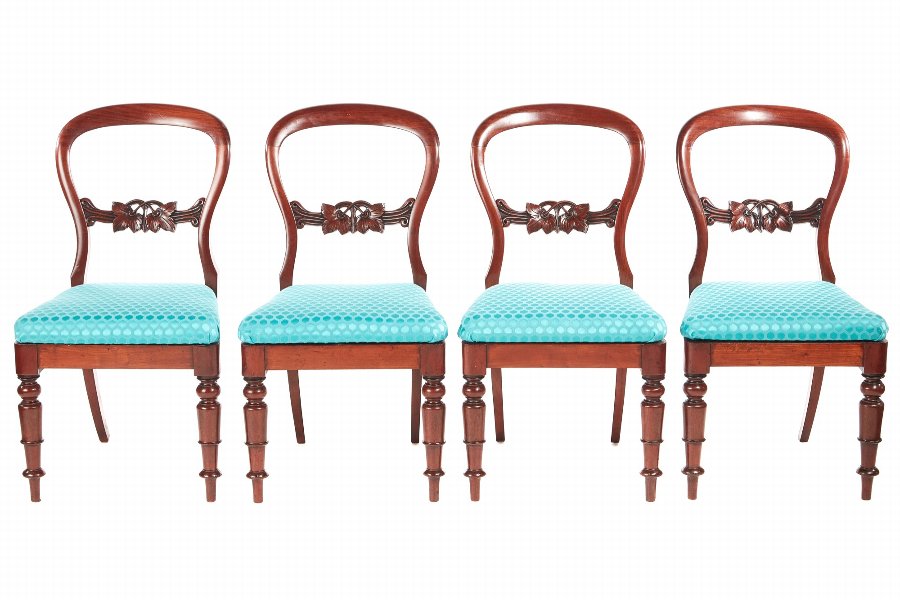 Set of four Victorian Mahogany Balloon back dining chairs