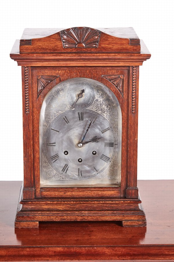Antique Oak 8 Day Mantel Clock