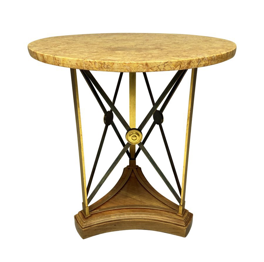 A MID-CENTURY GUERIDON TABLE