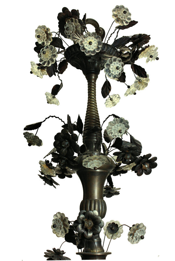 Antique A LARGE BRONZE CHANDELIER DECORATED WITH FLOWERS & LEAVES