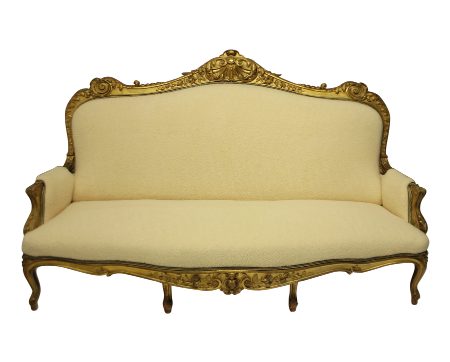A LARGE ENGLISH GILTWOOD SETTEE