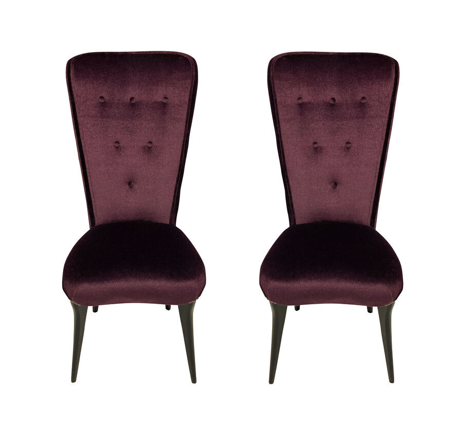 A PAIR OF MID-CENTURY ITALIAN HALL CHAIRS