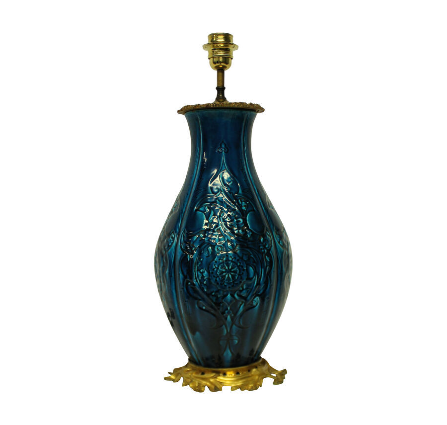 A CHINESE VASE LAMP WITH ORMOLU MOUNTS