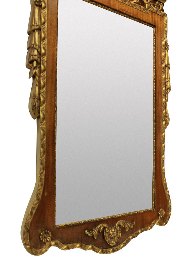 Antique A 1930'S GEORGE II STYLE MIRROR