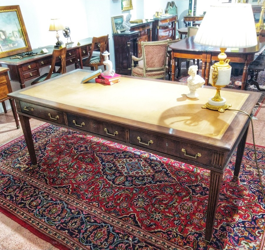 Large Desk Flat 180 Cm. Walnut Louis XVI Style 19th Century