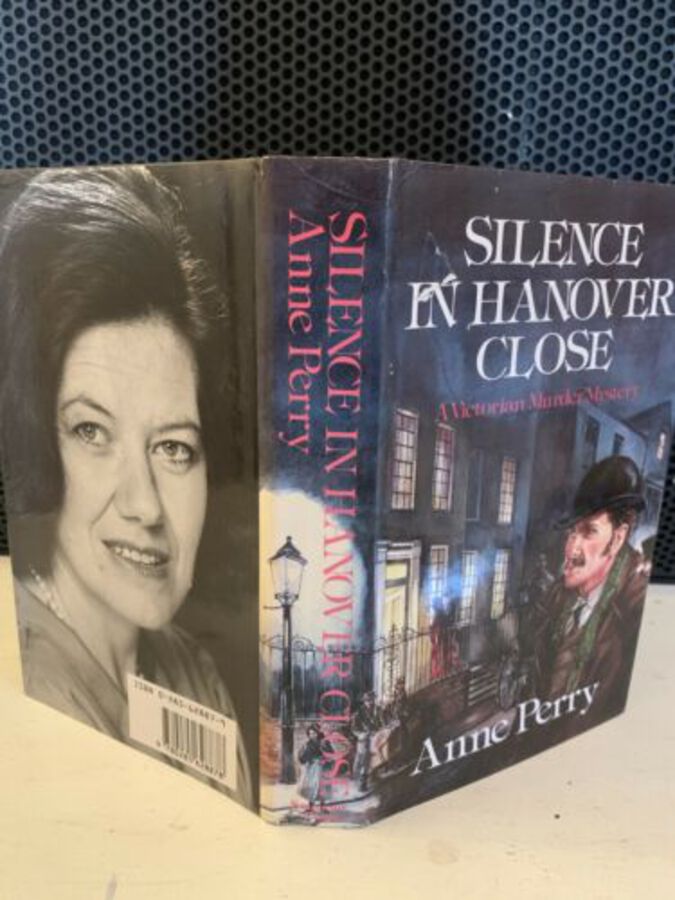 Silence In Hanover Close Author Anne Perry A Victorian Murder Mystery 1989