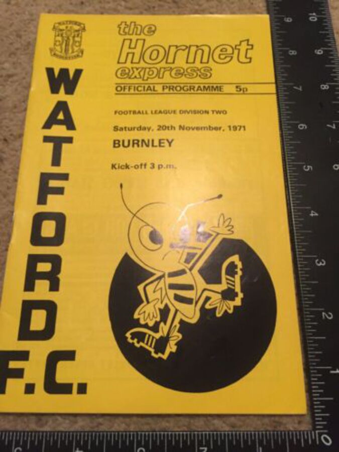 Watford Football Club Programme Burnley 20th November 1971 Division 2
