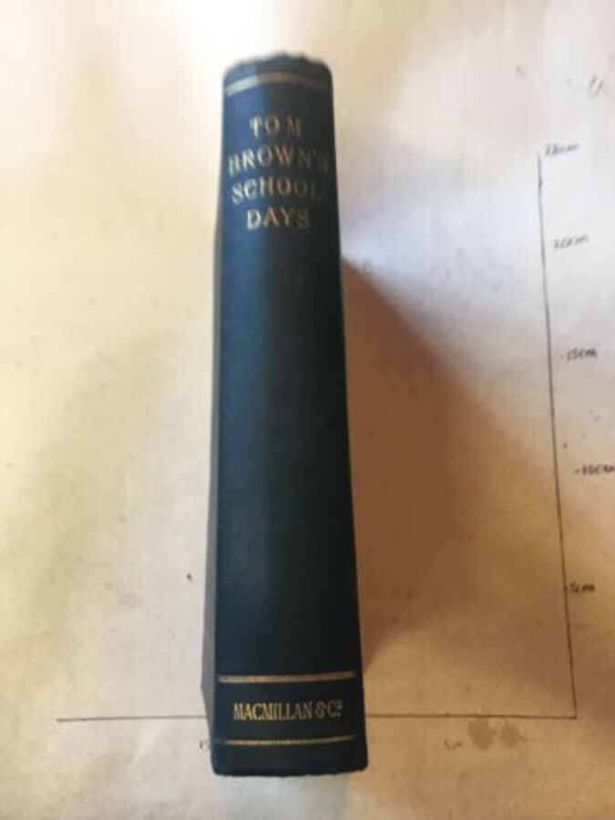 Vintage Book ‘ Tom browns School Days By An Old Boy London Macmillan And Co 1904