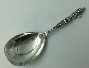 Antique Substantial Gauge Silver Caddy Spoon William Edwards (Melbourne) London 1875