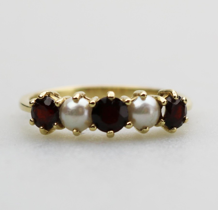 Antique Jewellery 18ct Gold Pearl & Garnet Ring Size R- Boxed C.late 19th / early 20thC