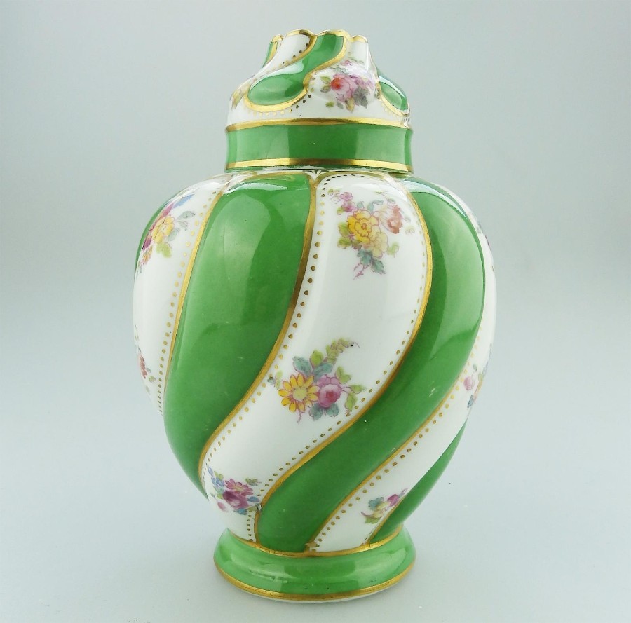George Jones English Porcelain a bombe shaped Lidded Caddy Vase C.1900